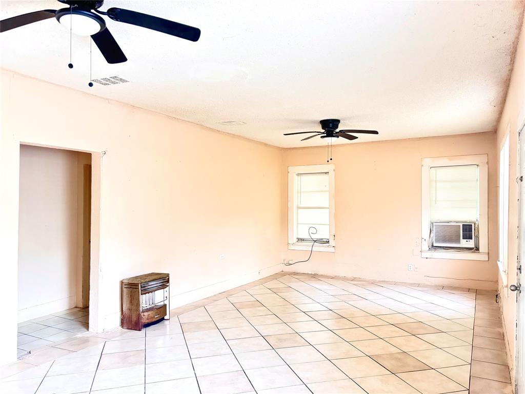 870 SW 4th st