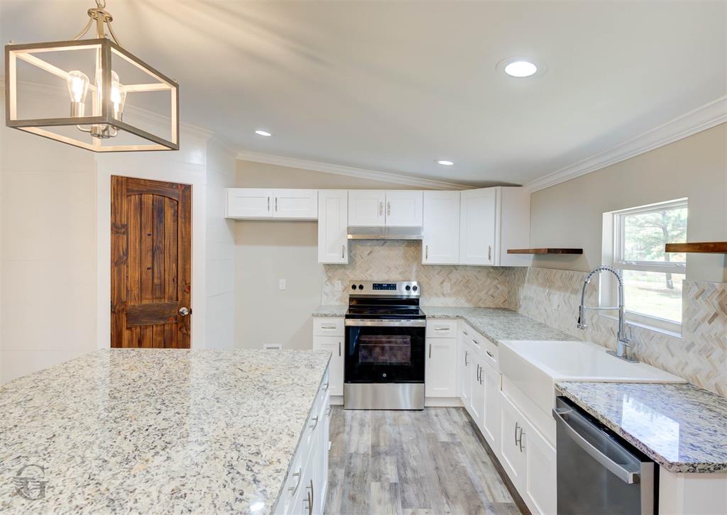 Doe Lane Estate - Residential