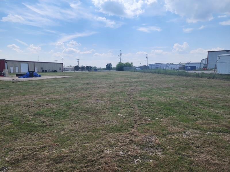 276 Bus Park Unrec - Commercial Sale