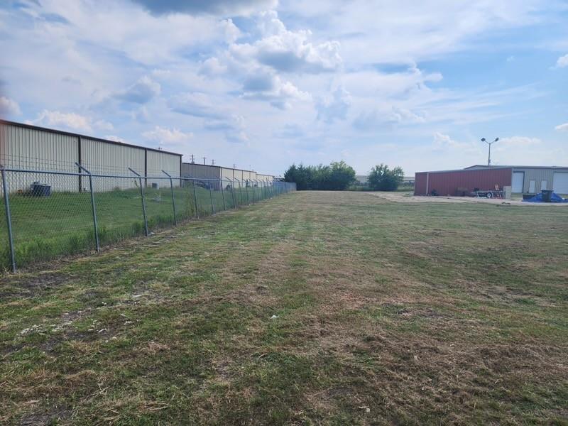 276 Bus Park Unrec - Commercial Sale