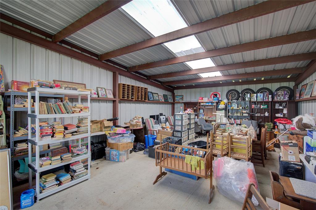 276 Bus Park Unrec - Commercial Sale