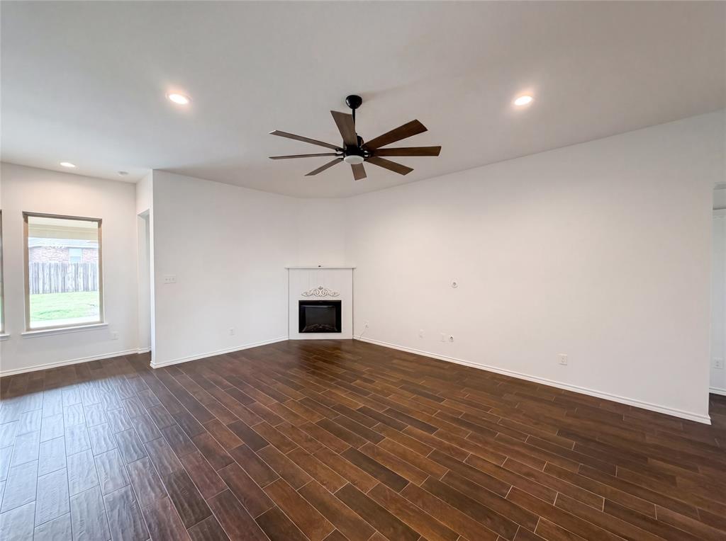 Bluebird Mdws - Residential