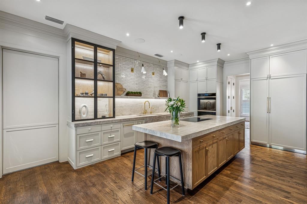 530 Lost Creek Trail