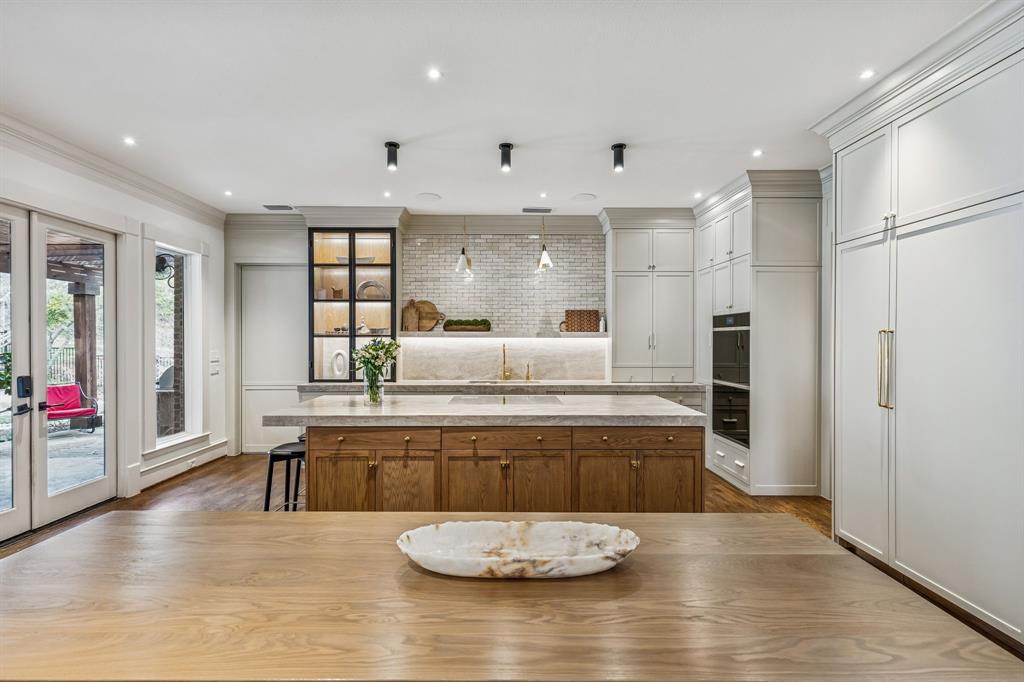 530 Lost Creek Trail