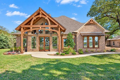 Photo of 124 N Garza Road, Shady Shores, TX 76208 (MLS # 21423762)