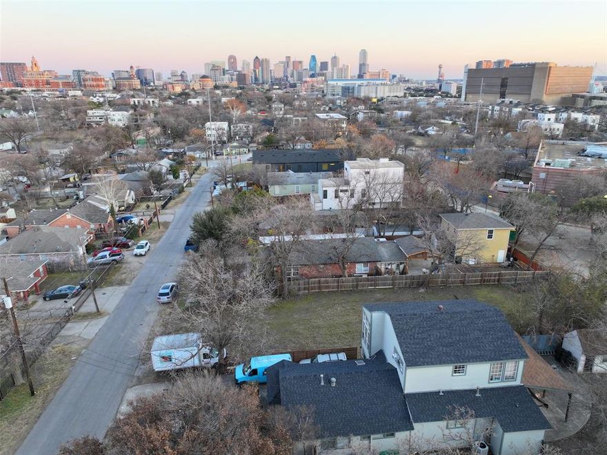 City skyline views and close proximity to downtown, a DART train station, and the Dallas Medical District make this lot a valuable development site to provide housing for young professionals and medical professionals. As stated, it offers great views of the downtown skyline as the lot is one of the highest vantage points in the entire neighborhood. This makes it great for rooftop decks. Located about a mile from Parkland Hospital and the Dallas Medical District, it's also just 3.5 miles roughly from the downtown Dallas CBD. There are no overhead electric poles or lines at the front of the lot, as they're on the other side of the street, making for a cleaner, aesthetically pleasing development. It's just a couple of minutes from the North Dallas Tollway and Interstate 35, so the location provides easy access to corporate job centers. A few other developments are underway in the neighborhood or have been completed. Sold for lot value only, so acess to the home is not allowed without an executed contract. Additional lots are available for a larger development canvas as well. Interested? Don't wait until it's too late!