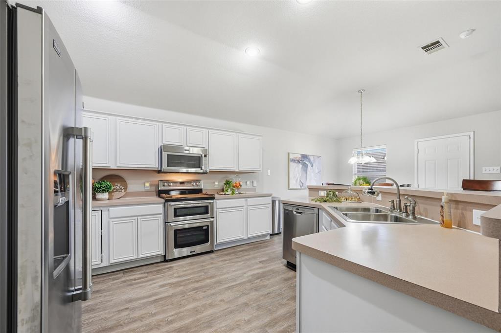 413 Pin Oak Lane