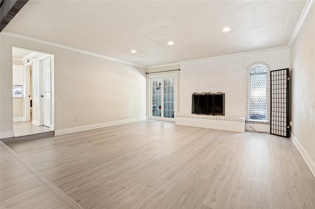 1301 Hillsdale Drive