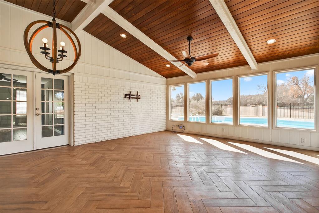 Ridglea Country Club Estate - Residential