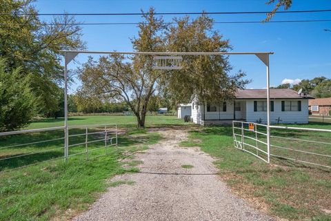 A home in Terrell