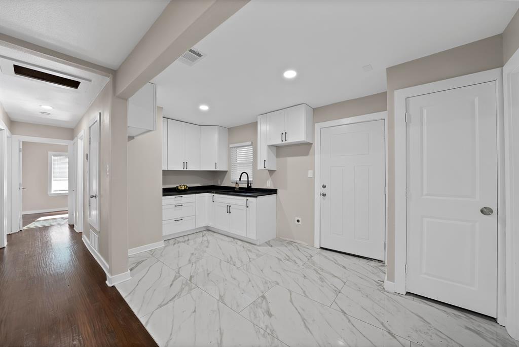 EASTWOOD ADDITION - Residential