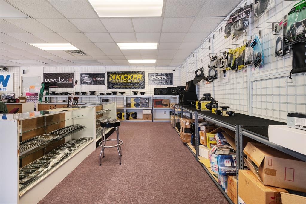 City Of Paris - Commercial Sale