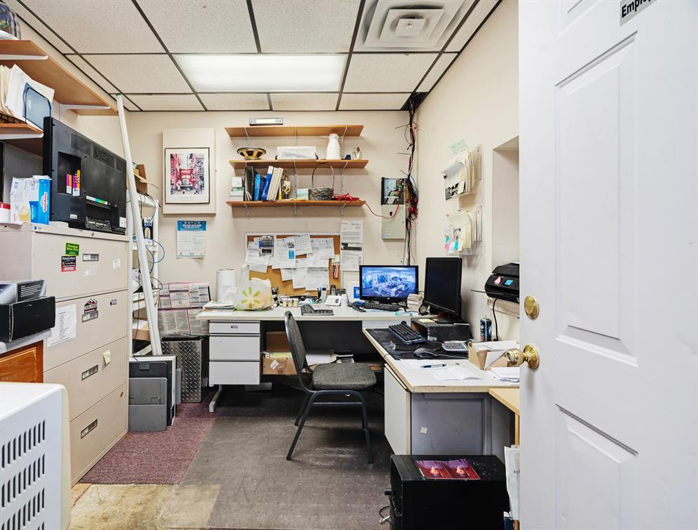 City Of Paris - Commercial Sale