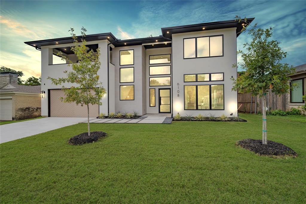 DR M F WEBSTERS - Residential