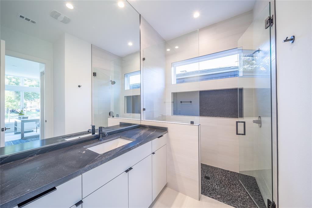 DR M F WEBSTERS - Residential