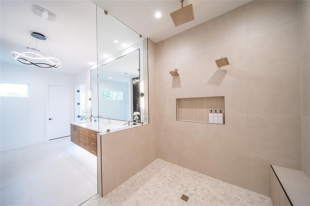 DR M F WEBSTERS - Residential