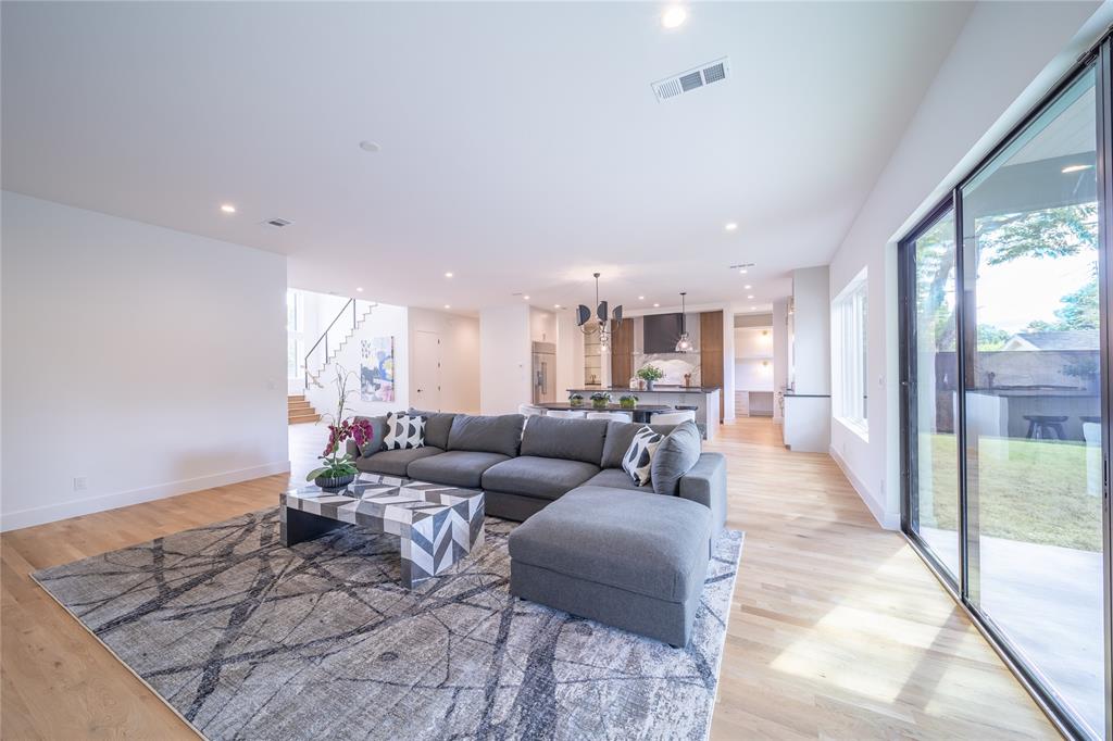 DR M F WEBSTERS - Residential