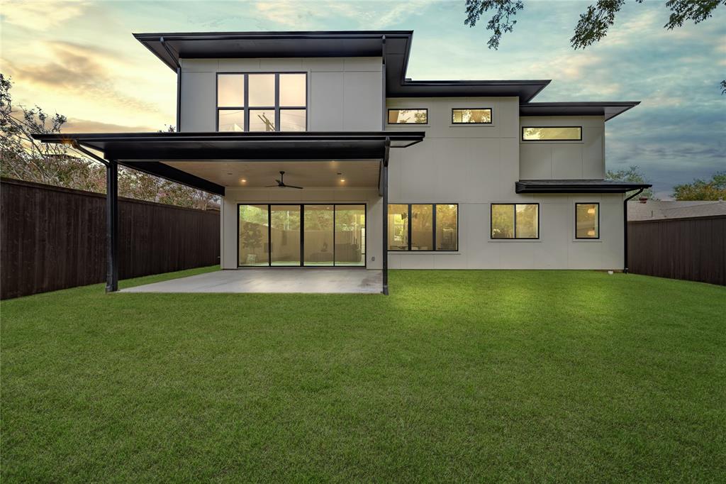 DR M F WEBSTERS - Residential