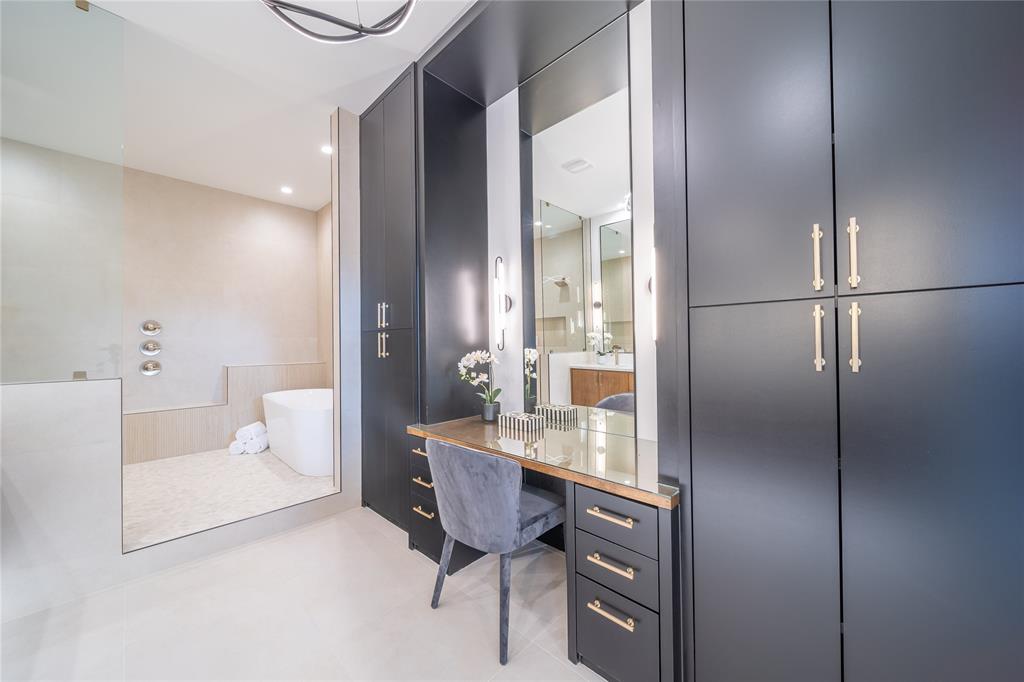 DR M F WEBSTERS - Residential