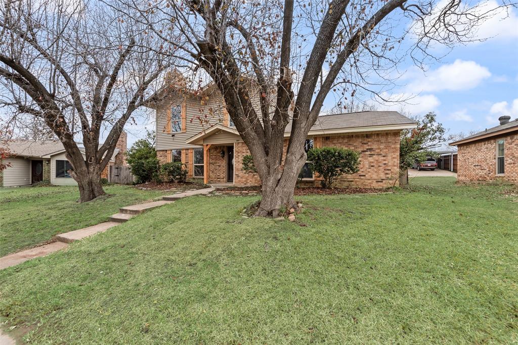 2736 E Wentwood Drive