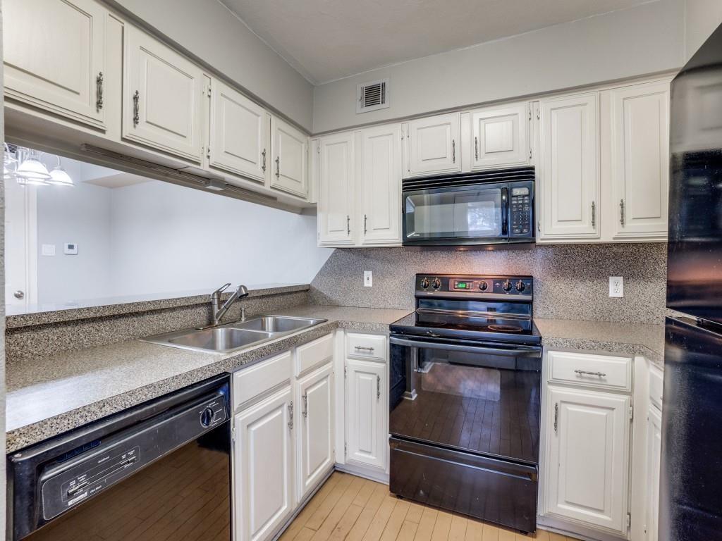 Monticello Crossroads Ph 01 03 - Residential Lease