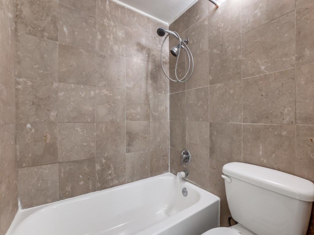 Monticello Crossroads Ph 01 03 - Residential Lease