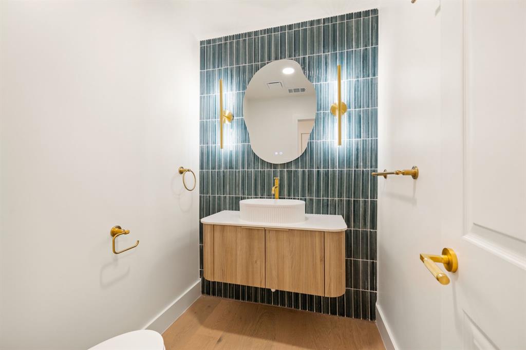 Midway Hills - Residential