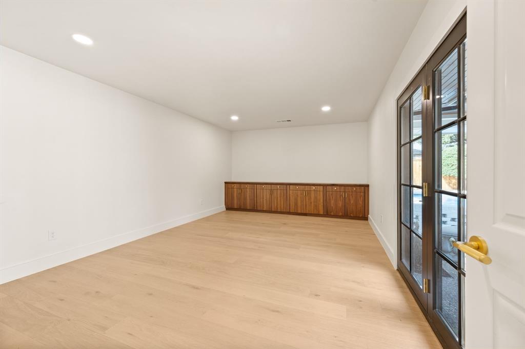 Midway Hills - Residential