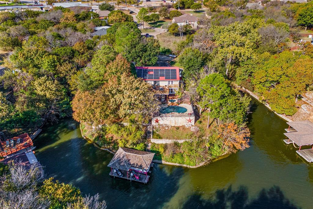 Lakecrest Manor - Residential