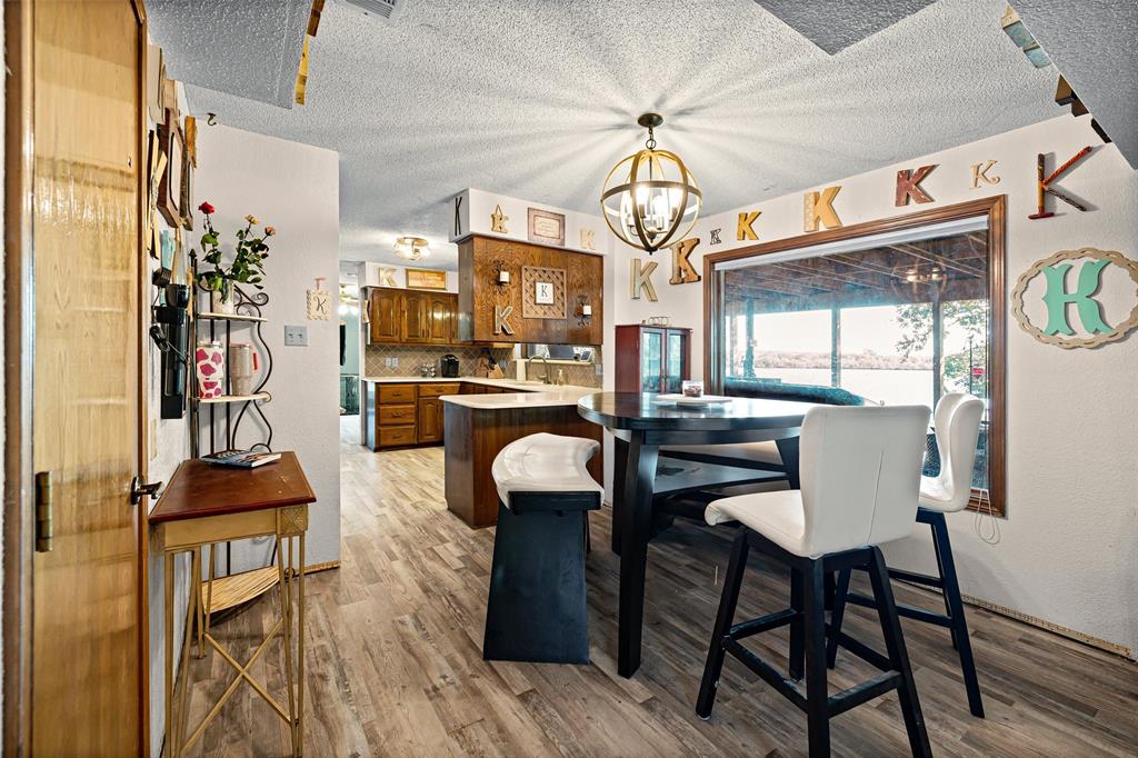 Lakecrest Manor - Residential