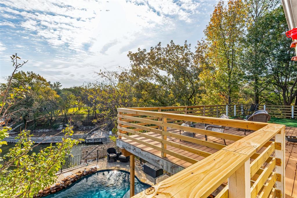 Lakecrest Manor - Residential