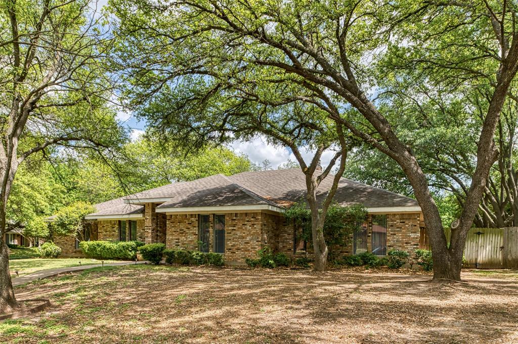 6851 Shorecrest Court