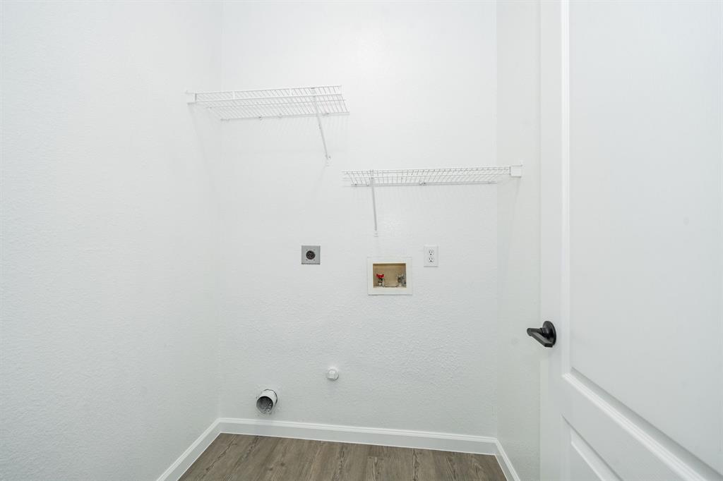 Lakeside Estates Ph III - Residential Lease