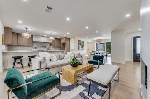 9805 Bluff Dale Drive Dallas TX 75218