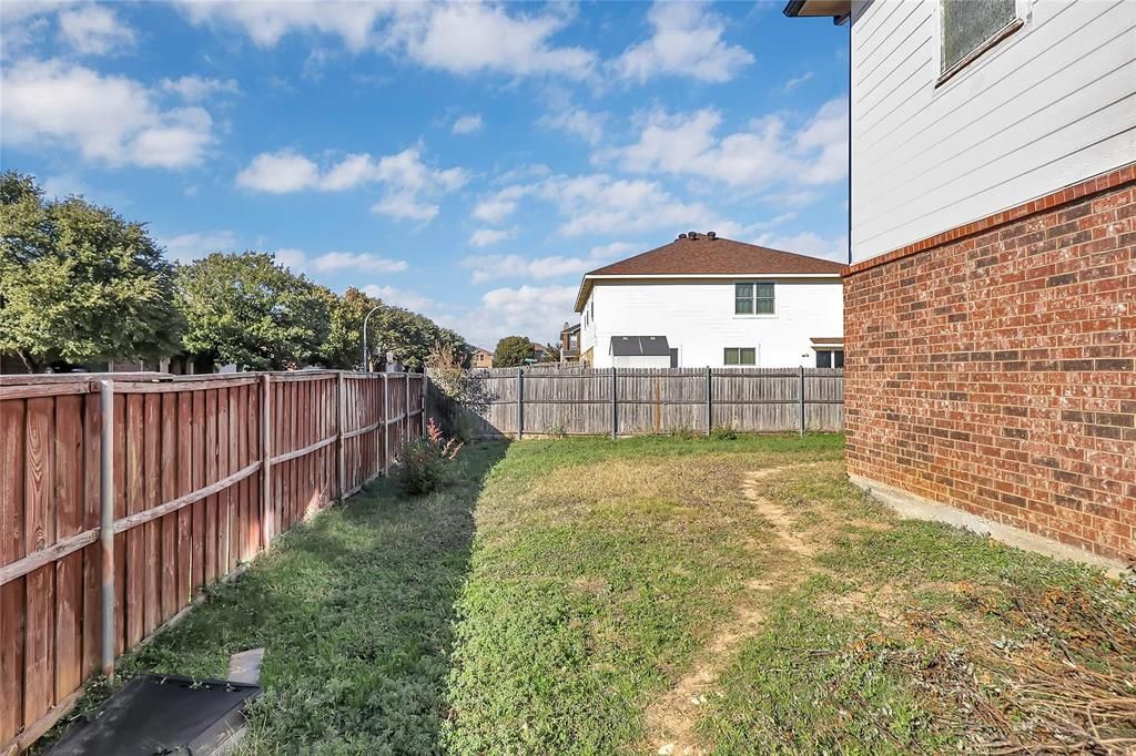 Photo of 6232 Apalachee Trail, Fort Worth, TX 76179 (MLS # 21215384)