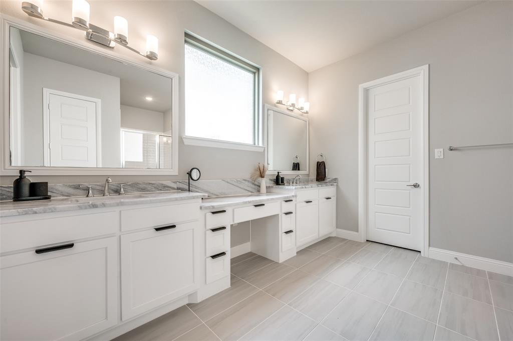 Hollyhock Ph 2 - Residential Lease