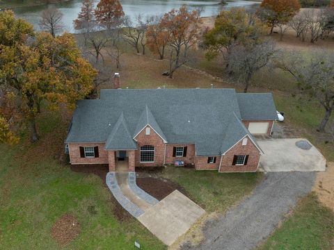 A home in Gunter