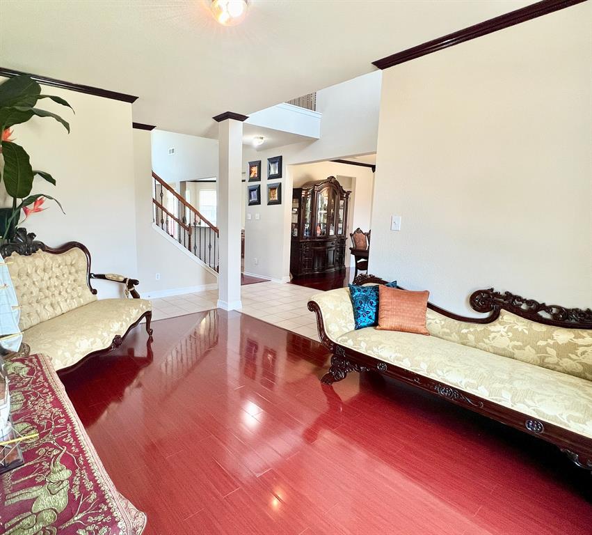 5828 Ivy Glen Drive
