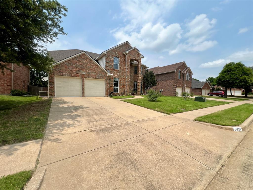 5828 Ivy Glen Drive