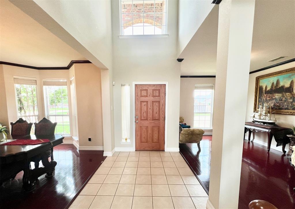 5828 Ivy Glen Drive