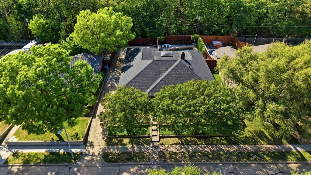 1421 Homestead Court