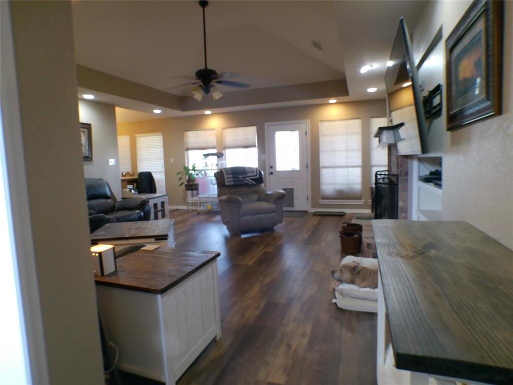 200 County Road 3170