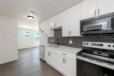 Tiny photo for 3924 Dismount Street, Dallas, TX 75211 (MLS # 21197786)