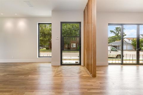 Photo of 4203 Normandy Avenue, University Park, TX 75205 (MLS # 21015886) Photo of 4203 Normandy Avenue, University Park, TX 75205 (MLS # 21015886)