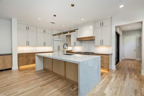 Tiny photo for 4203 Normandy Avenue, University Park, TX 75205 (MLS # 21015886)