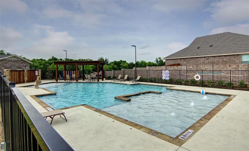 The Reserve at Chamberlain - Residential Lease