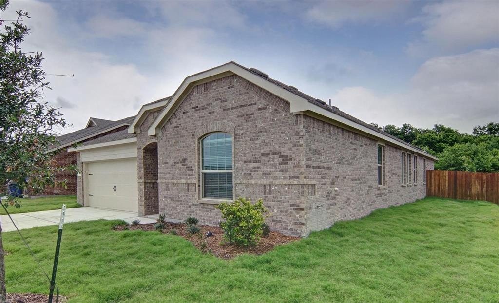 The Reserve at Chamberlain - Residential Lease