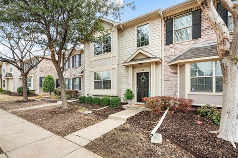 Tiny photo for 6816 Pascal Way #B9, Fort Worth, TX 76137 (MLS # 21193753)