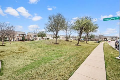 Tiny photo for 6816 Pascal Way #B9, Fort Worth, TX 76137 (MLS # 21193753)