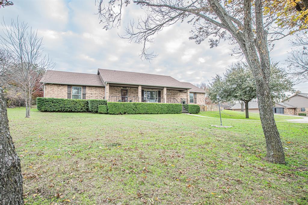 208 Paint Pony Trail N